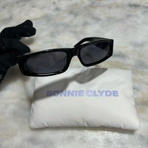 BONNIE CLYDE Black Big Trouble Sunglasses